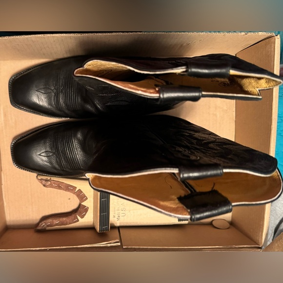 Nocona Men’s Boots - Picture 4 of 11